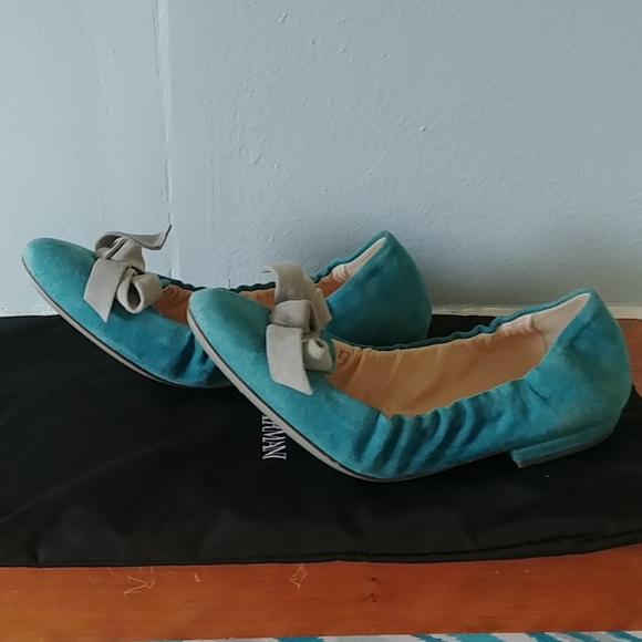 Giorgio Armani - Picture 2 of 6